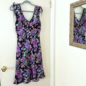 🖤 Reversible 90’s Dress! 🖤